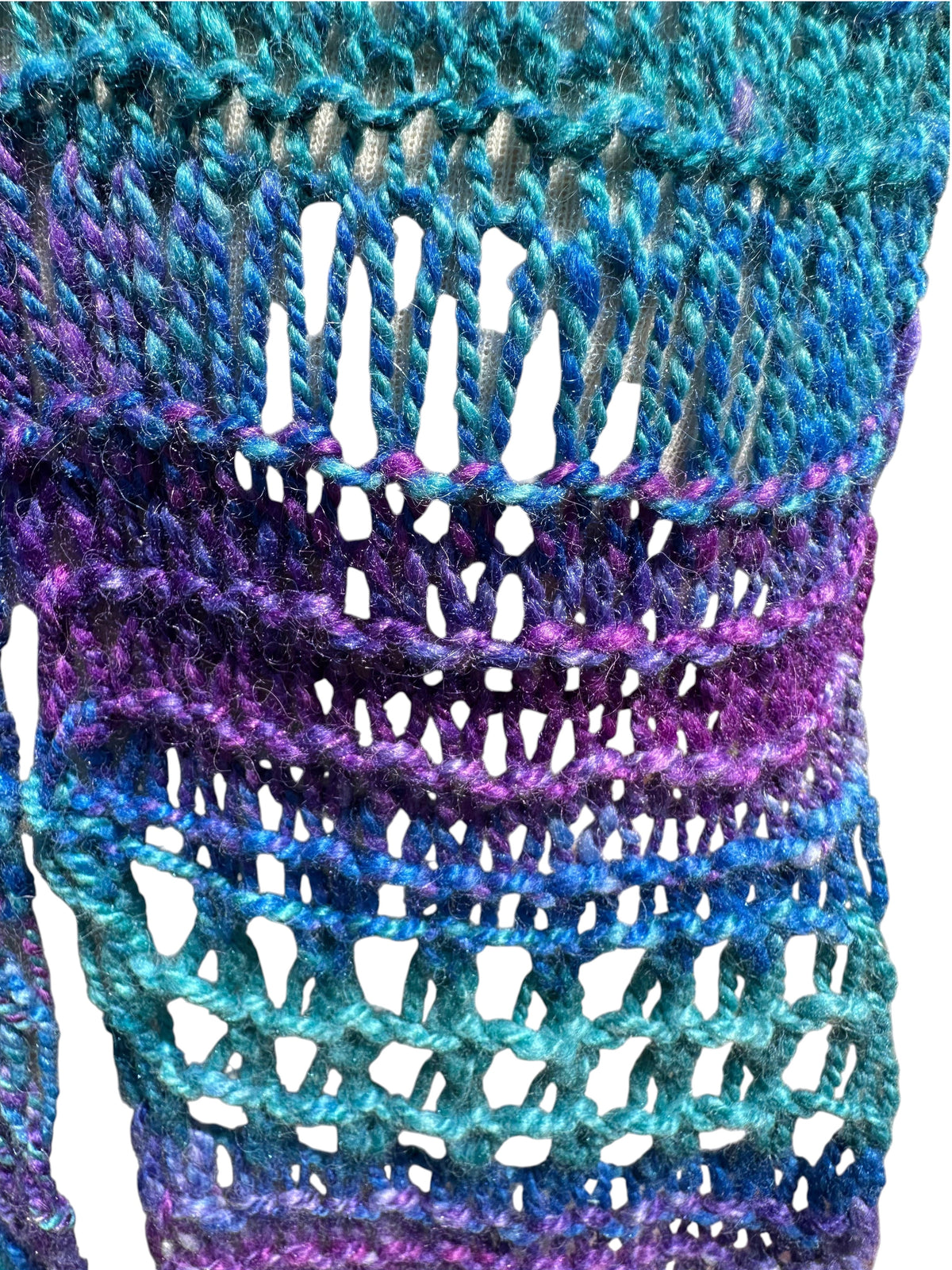 100% USA Alpaca Chunky.  Hand spun hand knit scarf. Very soft and warm.