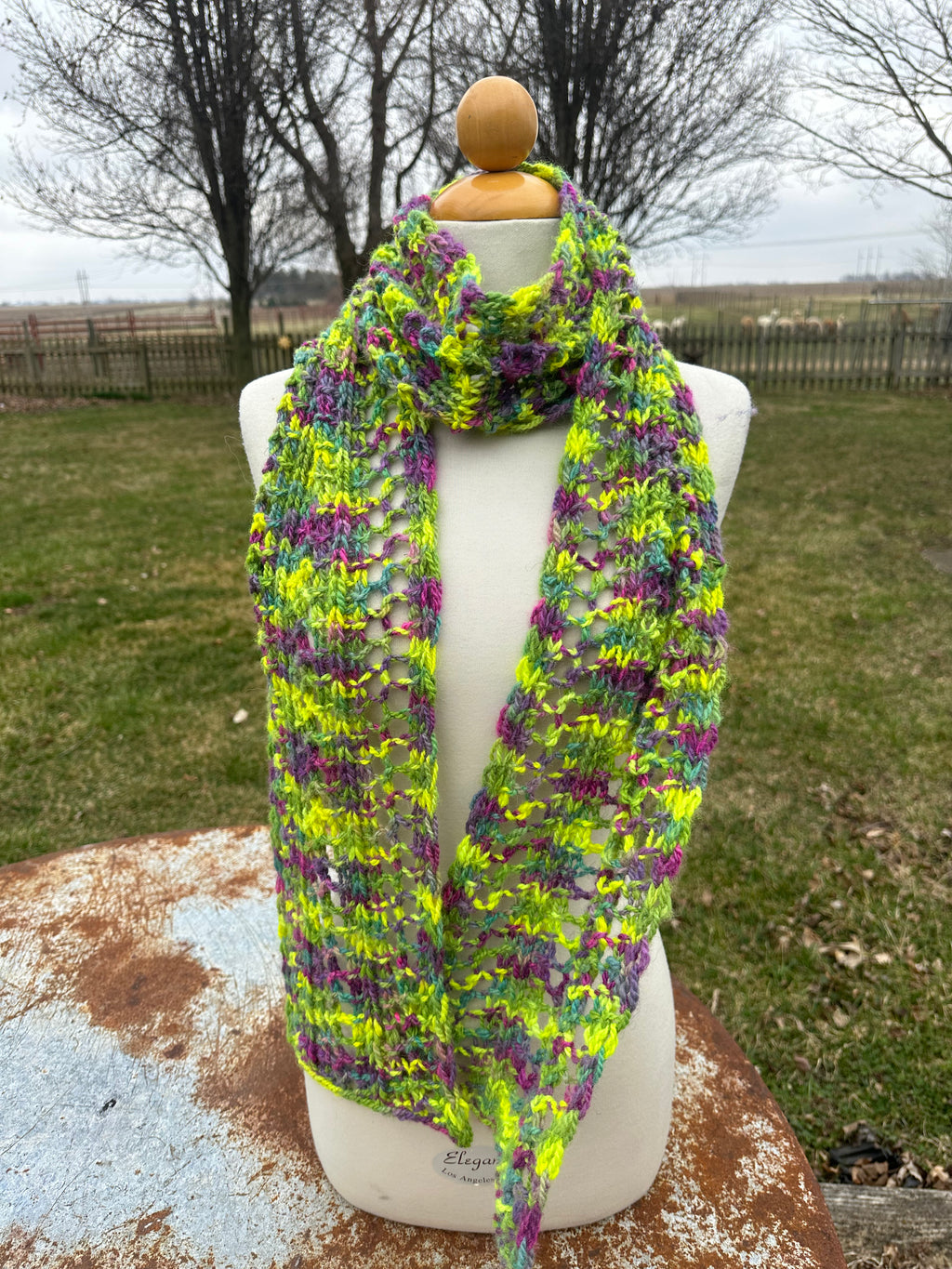 Alpaca scarf. Hand knit.