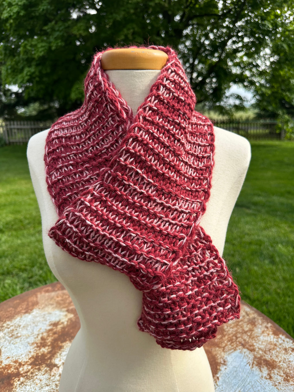 Alpaca scarf. Hand knit.