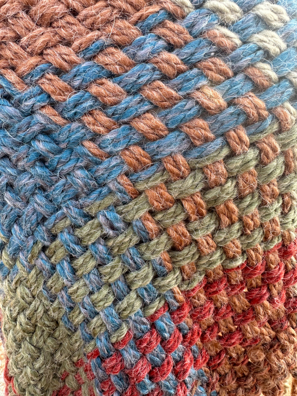 Hand woven alpaca shawl with fringe. 20% Alpaca  plus Acrylic. Chunky yarn.