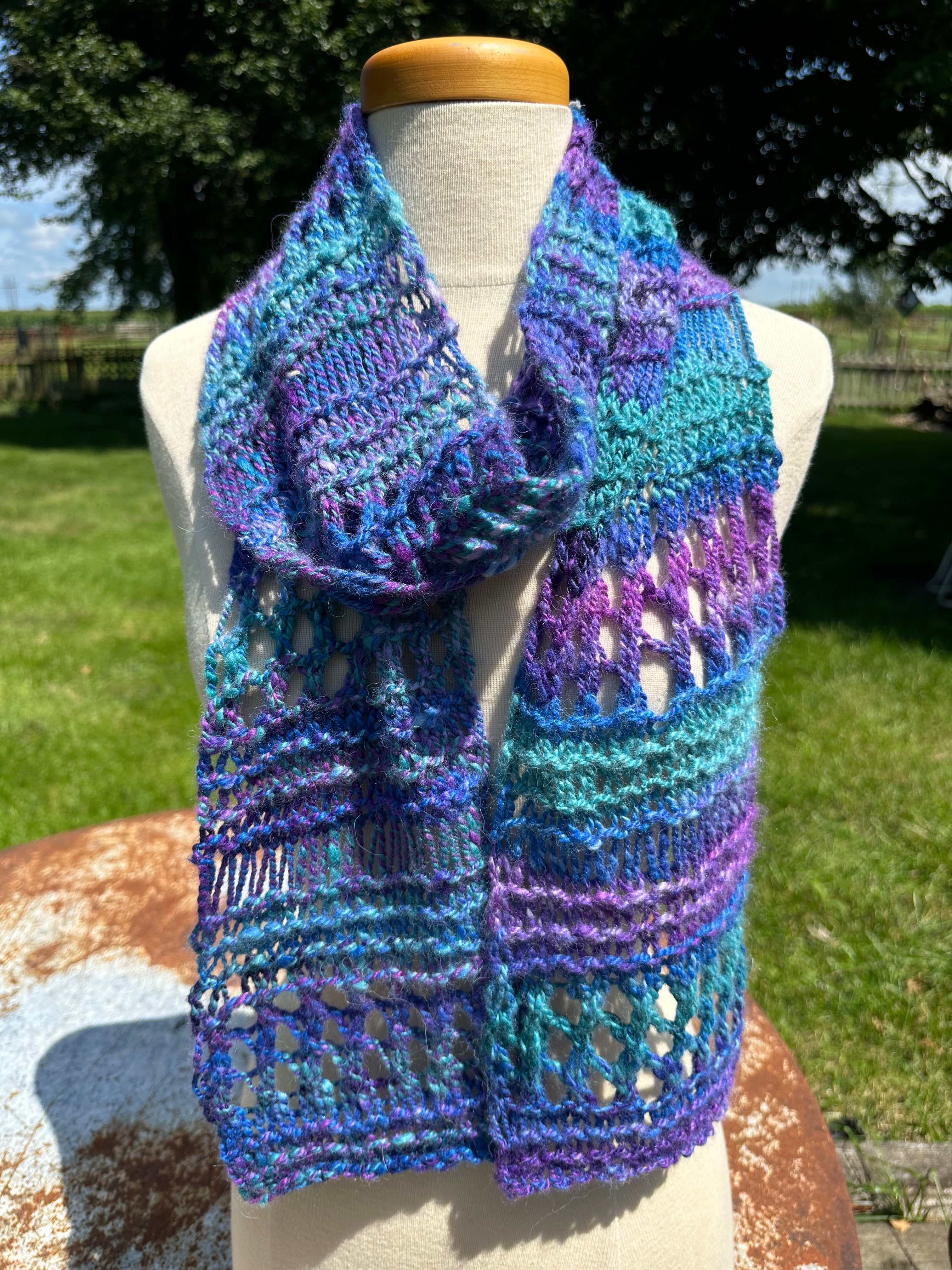 100% USA Alpaca Chunky.  Hand spun hand knit scarf. Very soft and warm.