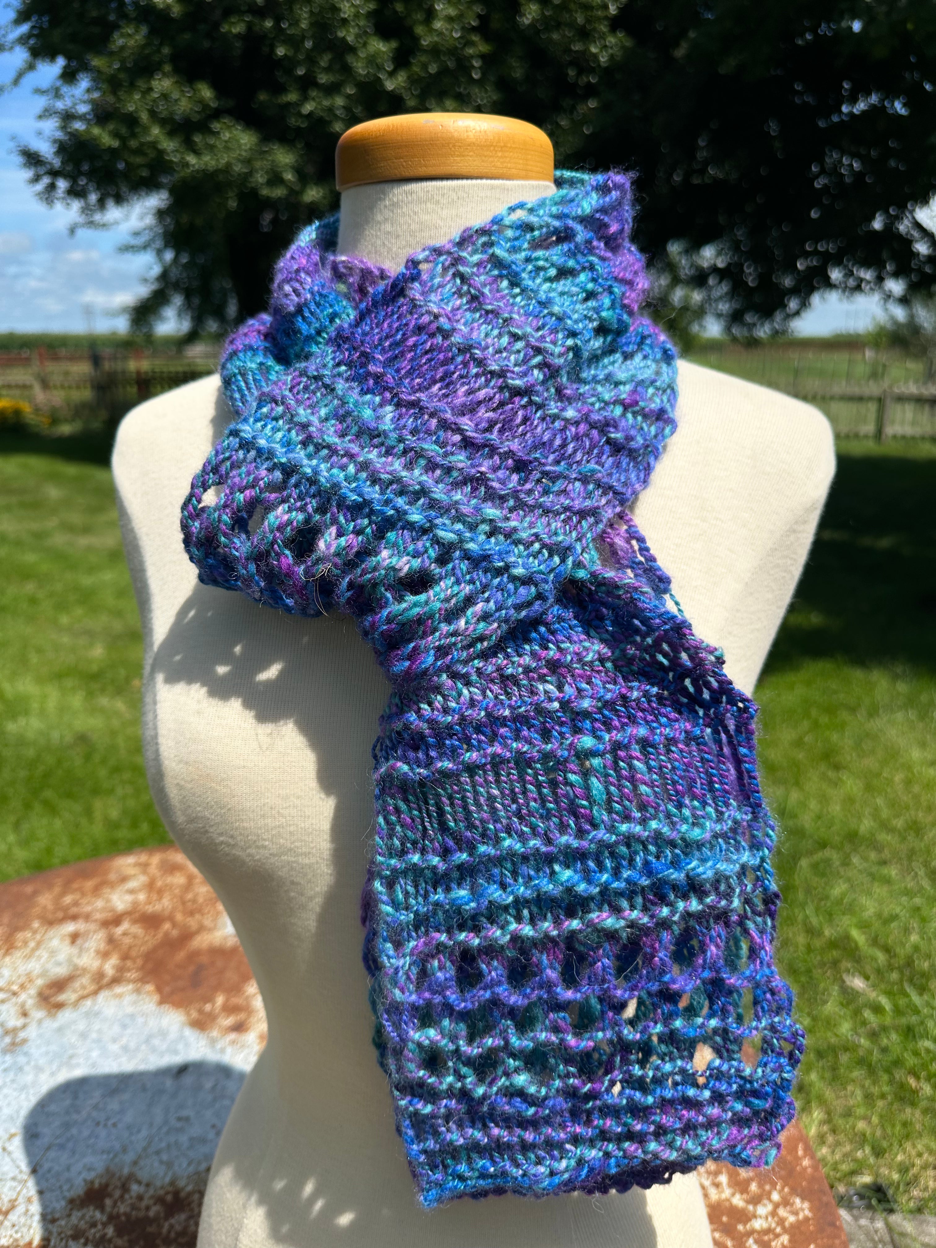 100% USA Alpaca Chunky.  Hand spun hand knit scarf. Very soft and warm.