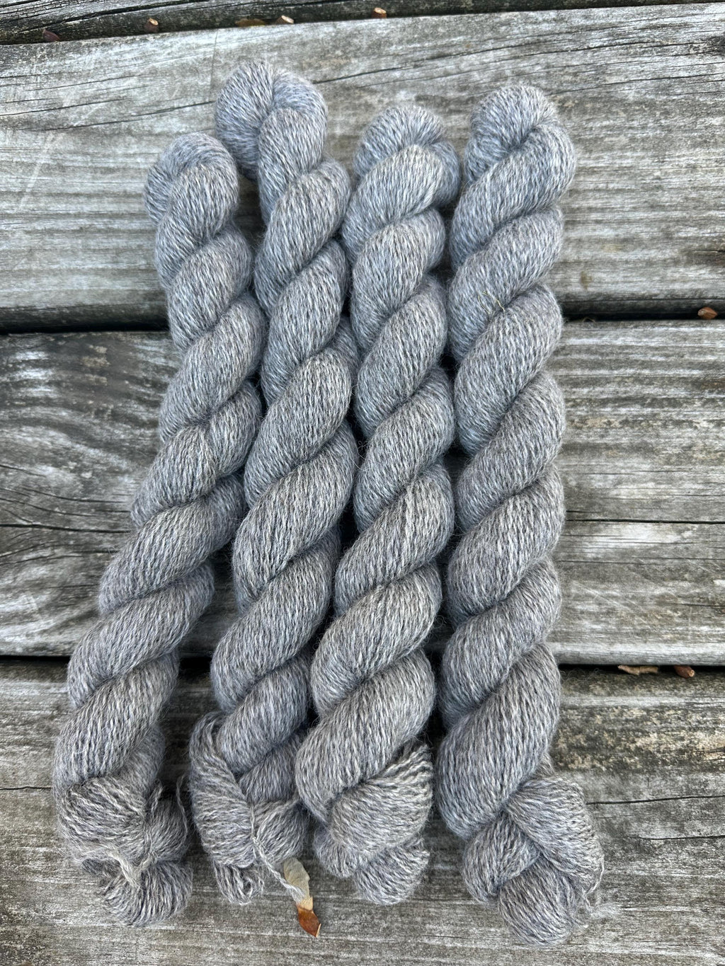 200 yd fingering weight 100% American Alpaca, Medium Silver Gray  from our alpacas ‘3G ’ and ‘Creedence’ Natural Color,natural fiber,undyed