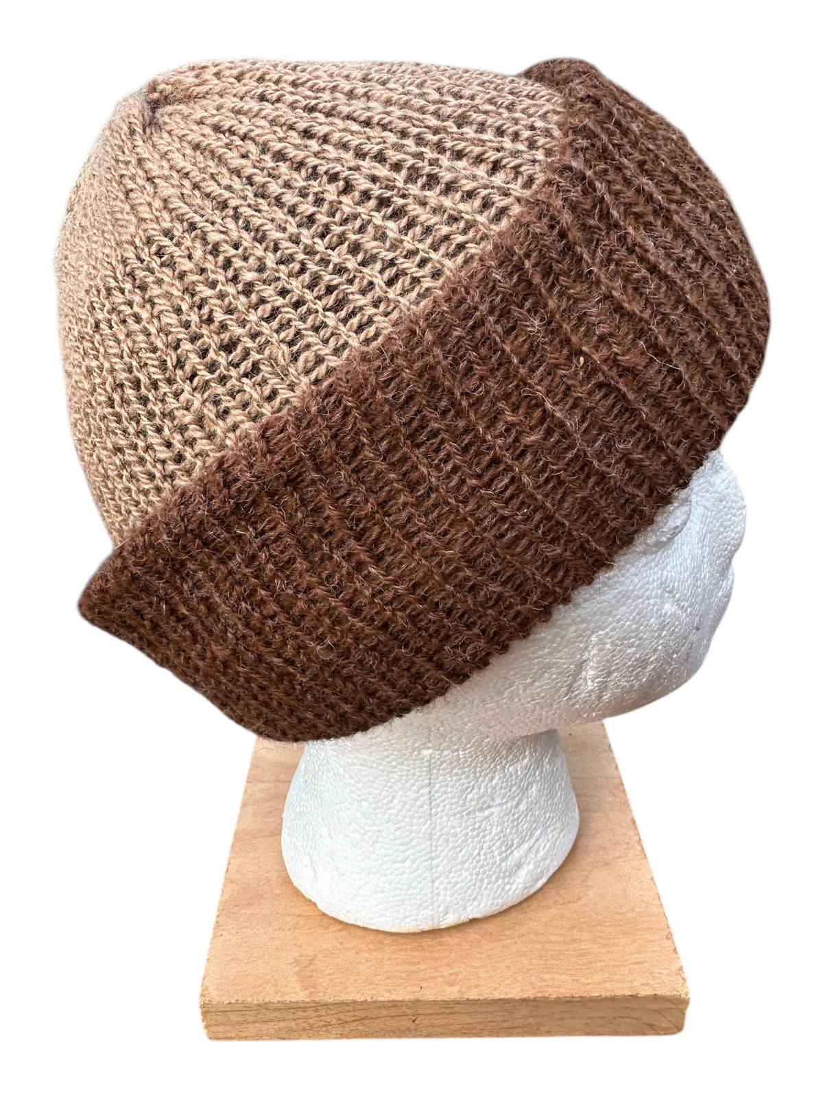 Oak Crest Alpacas and More reversible double knit alpaca hat in brown and fawn on a mannequin head