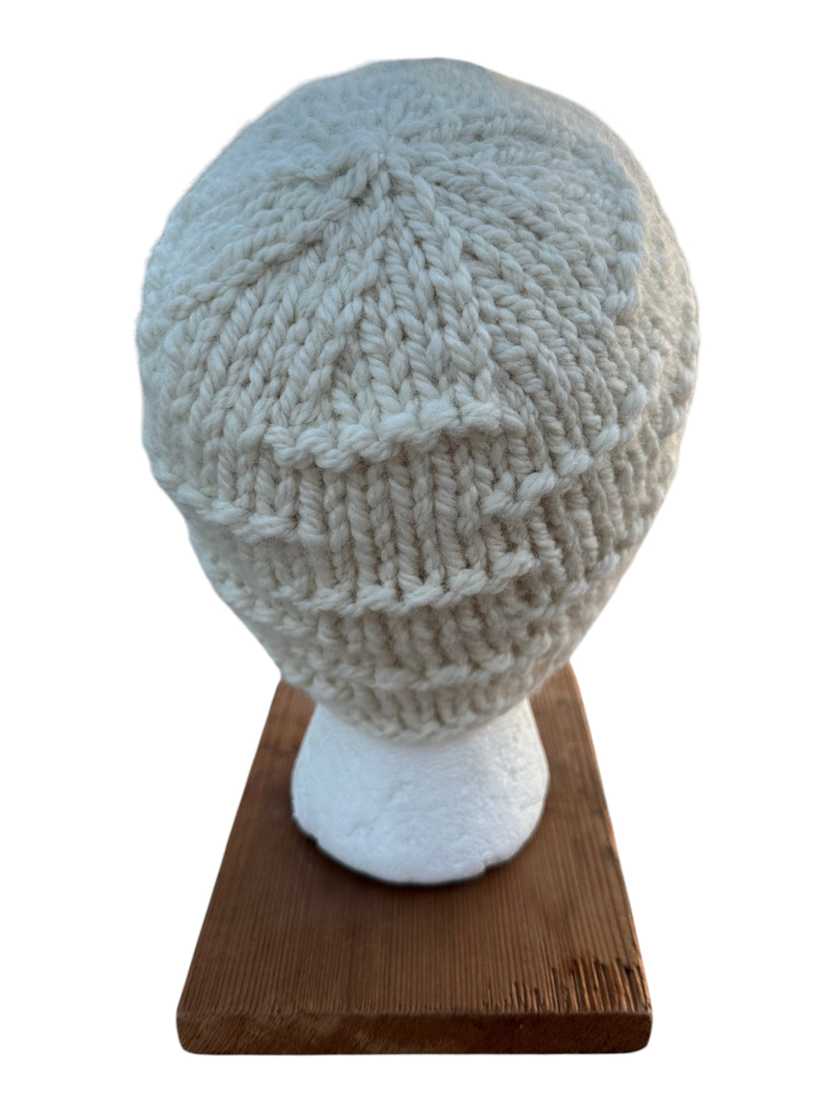 Oak Crest Alpacas and More white hand-knit chunky 100% alpaca wool hat with broken ridge texture on a display head